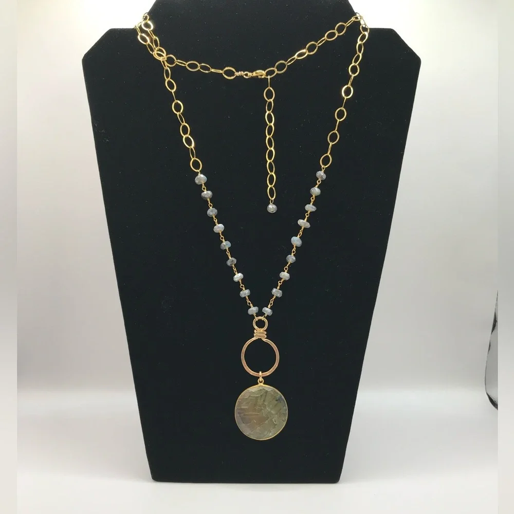 Elegant Long Gold-Tone and Faux Stone Pendant Necklace - Picture 2 of 11